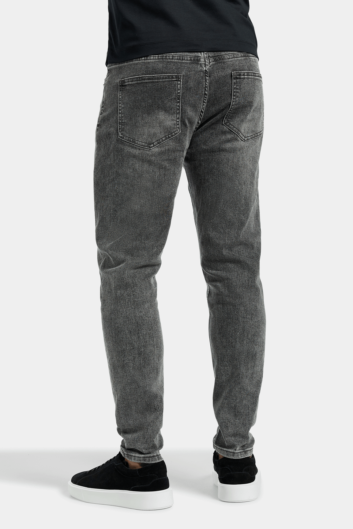 THE MATTEO SLIM JEANS
