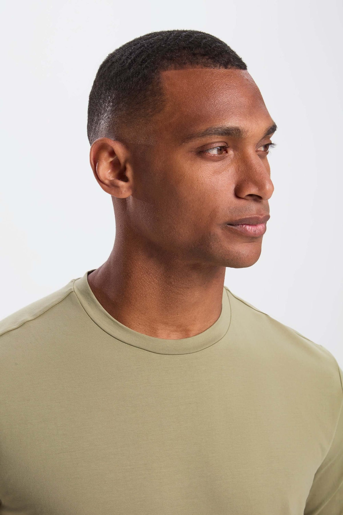 THE REGULAR T-SHIRT