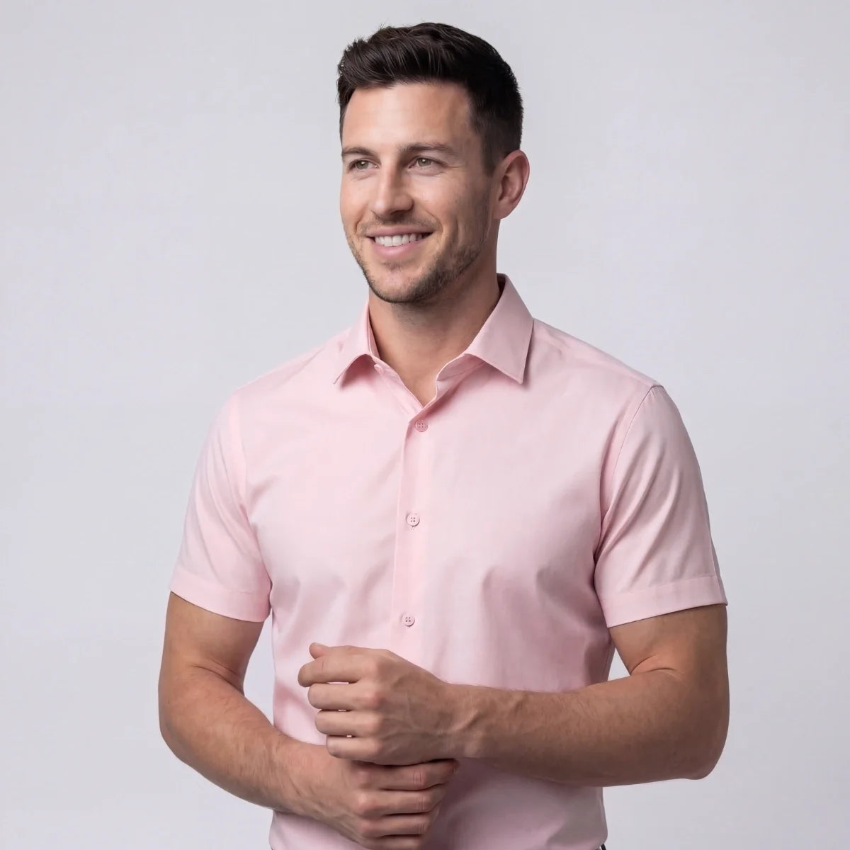 Chemise Ajustée à Manches Courtes